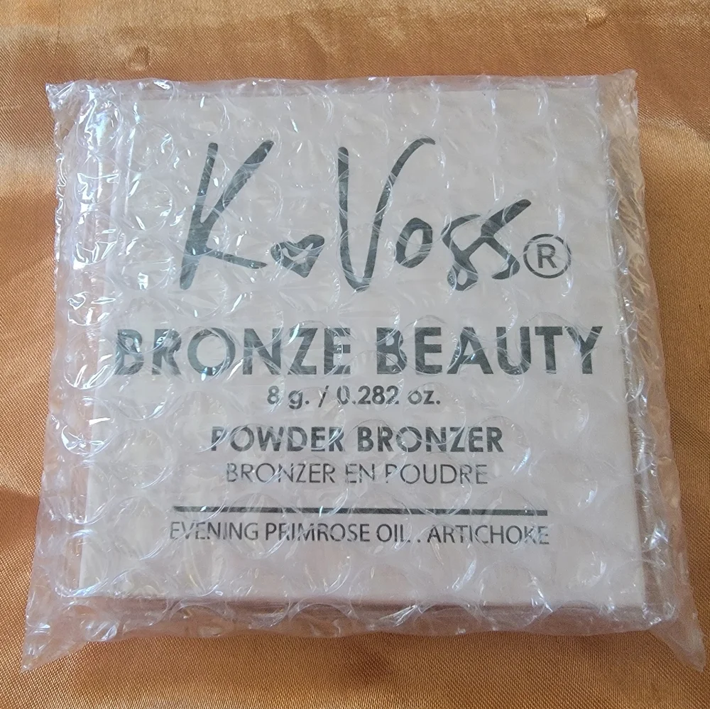 NIB KVoss Bronze Beauty Palette CHELSEA